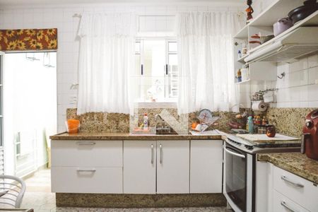 Casa à venda com 173m², 2 quartos e 1 vaga Casa à venda com 173m², 2 quartos e 1 vagaCozinha