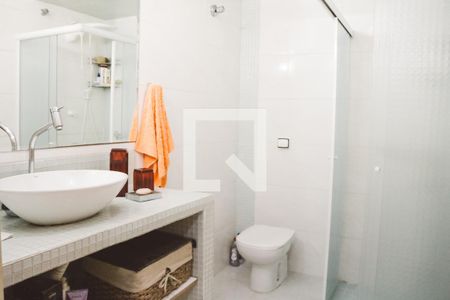 Casa à venda com 173m², 2 quartos e 1 vaga Casa à venda com 173m², 2 quartos e 1 vagaBanheiro