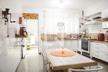 Casa à venda com 173m², 2 quartos e 1 vaga Casa à venda com 173m², 2 quartos e 1 vagaCozinha