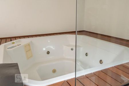 Apartamento à venda com 190m², 4 quartos e 4 vagasHidro