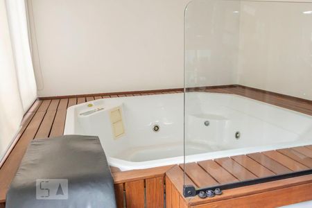 Apartamento à venda com 190m², 4 quartos e 4 vagasHidro