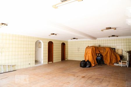 Casa à venda com 416m², 4 quartos e 6 vagasGaragem