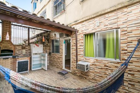 Apartamento à venda com 75m², 2 quartos e sem vaga Apartamento à venda com 75m², 2 quartos e sem vagaVaranda gourmet