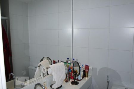 Apartamento à venda com 182m², 3 quartos e 2 vagasBanheiro da Suíte