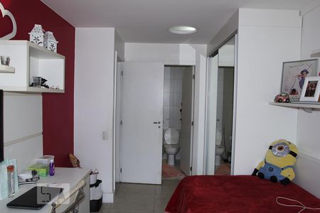 Apartamento à venda com 182m², 3 quartos e 2 vagasQuarto 2