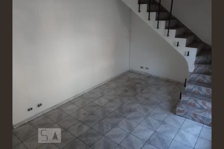 Sala de casa para alugar com 2 quartos, 68m² em Vila Emir, São Paulo