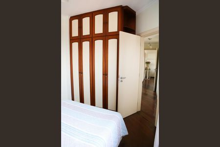 Apartamento à venda com 478m², 4 quartos e 3 vagas Apartamento à venda com 478m², 4 quartos e 3 vagasQuarto 2