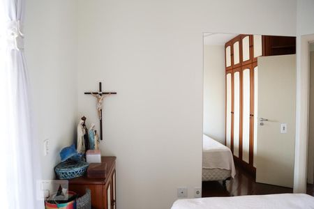 Apartamento à venda com 478m², 4 quartos e 3 vagas Apartamento à venda com 478m², 4 quartos e 3 vagasQuarto 1