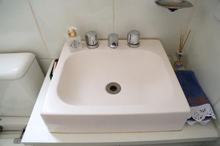 Apartamento à venda com 478m², 4 quartos e 3 vagas Apartamento à venda com 478m², 4 quartos e 3 vagasBanheiro 1