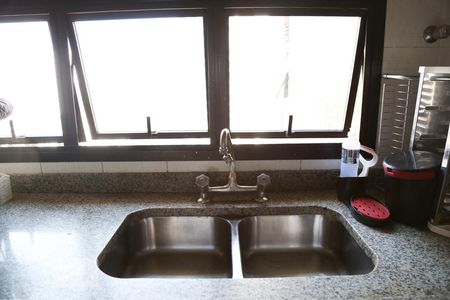 Apartamento à venda com 478m², 4 quartos e 3 vagas Apartamento à venda com 478m², 4 quartos e 3 vagasCozinha