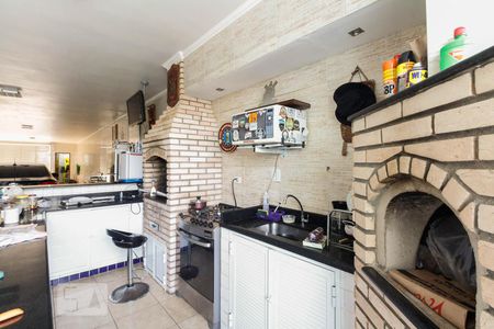 Casa à venda com 250m², 3 quartos e 6 vagas Casa à venda com 250m², 3 quartos e 6 vagasChurrasqueira