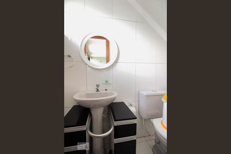 Casa à venda com 250m², 3 quartos e 6 vagas Casa à venda com 250m², 3 quartos e 6 vagasBanheiro de serviço