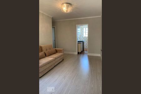 Sala  de apartamento para alugar com 2 quartos, 58m² em Vila Ipiranga, Porto Alegre