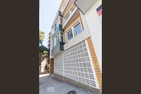Apartamento para alugar com 75m², 2 quartos e sem vaga Apartamento para alugar com 75m², 2 quartos e sem vagaFachada