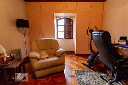 Casa à venda com 310m², 3 quartos e 2 vagas Casa à venda com 310m², 3 quartos e 2 vagasQuarto 2