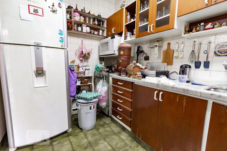 Casa à venda com 310m², 3 quartos e 2 vagas Casa à venda com 310m², 3 quartos e 2 vagasCozinha
