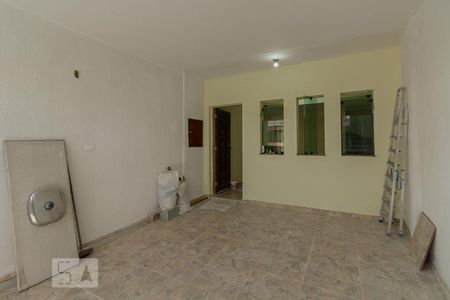 Casa para alugar com 125m², 2 quartos e 1 vaga Casa para alugar com 125m², 2 quartos e 1 vagaGaragem
