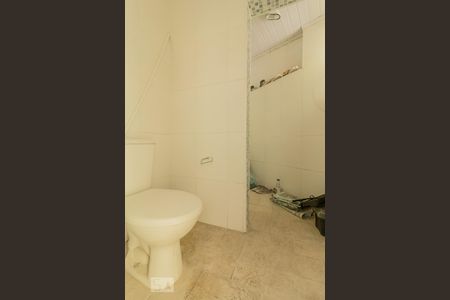 Banheiro 01 de casa para alugar com 2 quartos, 125m² em Campestre, Santo André