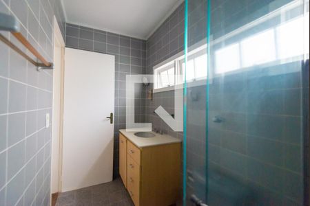 Casa à venda com 264m², 3 quartos e 3 vagasBanheiro