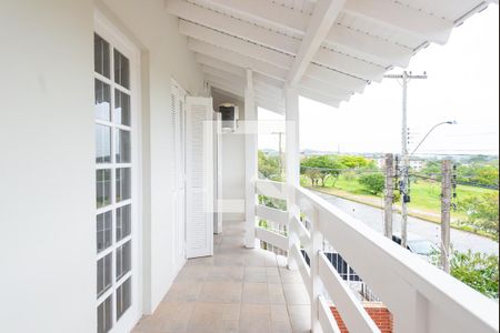 Casa à venda com 264m², 3 quartos e 3 vagasVaranda