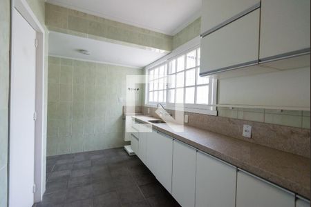 Casa à venda com 264m², 3 quartos e 3 vagasCozinha