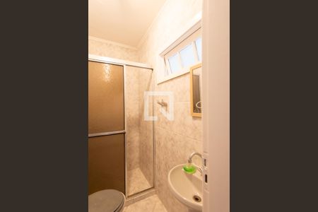 Casa à venda com 264m², 3 quartos e 3 vagasBanheiro de Serviço