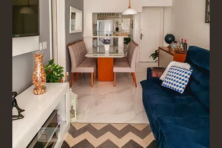 Sala de apartamento para alugar com 2 quartos, 70m² em Rio Comprido, Rio de Janeiro