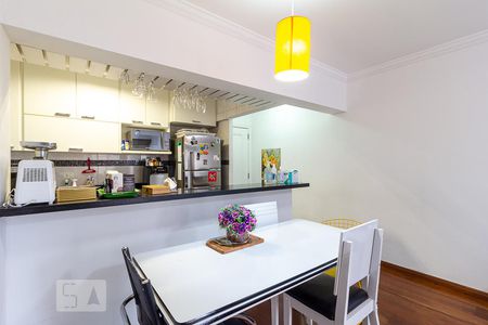 Sala de apartamento para alugar com 2 quartos, 65m² em Vila Olímpia, São Paulo