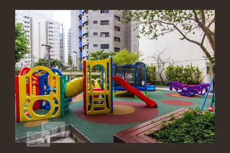 Apartamento à venda com 65m², 2 quartos e 1 vaga Apartamento à venda com 65m², 2 quartos e 1 vagaPlayground