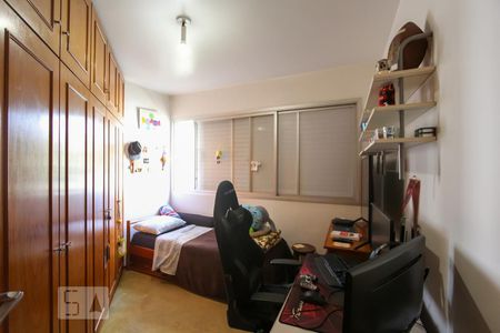 Apartamento à venda com 200m², 4 quartos e 3 vagasQuarto 3