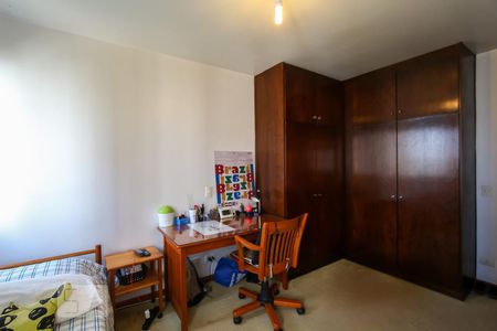 Apartamento à venda com 200m², 4 quartos e 3 vagasSuíte 2