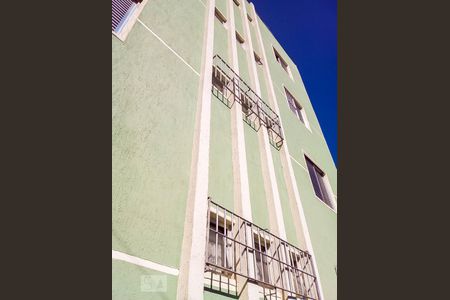 Apartamento à venda com 72m², 2 quartos e sem vaga Apartamento à venda com 72m², 2 quartos e sem vagaFachada