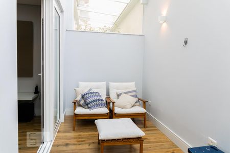 Casa de condomínio à venda com 105m², 3 quartos e 2 vagas Casa de condomínio à venda com 105m², 3 quartos e 2 vagasSacada