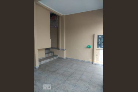 Casa à venda com 240m², 6 quartos e sem vaga