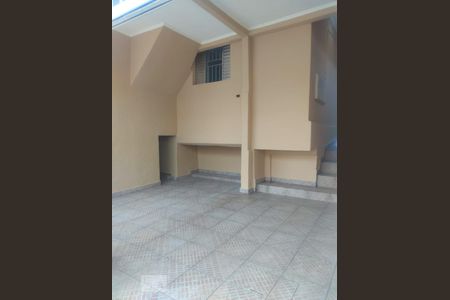 Casa à venda com 240m², 6 quartos e sem vaga