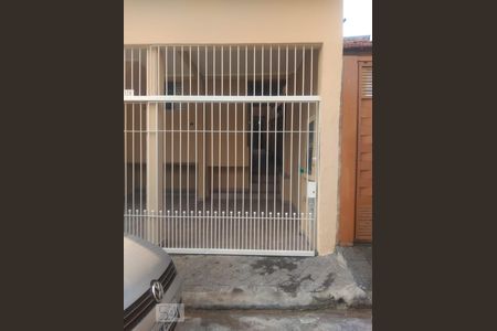 Casa à venda com 240m², 6 quartos e sem vaga