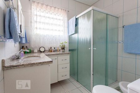 Casa de condomínio à venda com 220m², 3 quartos e 2 vagasBanheiro da Suíte