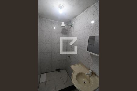 Banheiro de casa para alugar com 1 quarto, 40m² em Jardim Palmira, Guarulhos