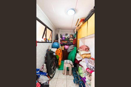 Casa à venda com 168m², 3 quartos e 2 vagasÁrea de Serviço