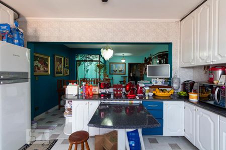 Casa à venda com 168m², 3 quartos e 2 vagasCozinha