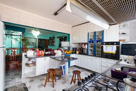 Casa à venda com 168m², 3 quartos e 2 vagasCozinha