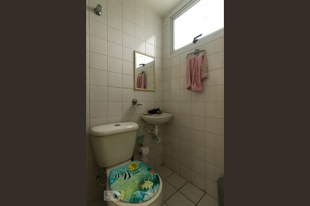 Apartamento à venda com 94m², 3 quartos e 1 vaga Apartamento à venda com 94m², 3 quartos e 1 vagaBanheiro de Serviço