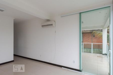 Casa à venda com 890m², 5 quartos e 7 vagas Casa à venda com 890m², 5 quartos e 7 vagasSuíte 2