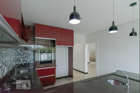 Casa à venda com 890m², 5 quartos e 7 vagas Casa à venda com 890m², 5 quartos e 7 vagasCozinha - Armários