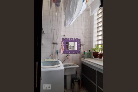 Apartamento à venda com 136m², 3 quartos e 2 vagas Apartamento à venda com 136m², 3 quartos e 2 vagasÁrea de serviço