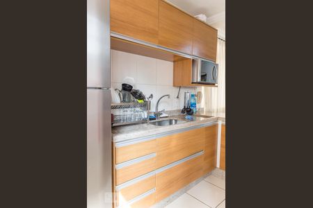 Apartamento à venda com 45m², 2 quartos e 1 vaga Apartamento à venda com 45m², 2 quartos e 1 vagaCozinha - Armários