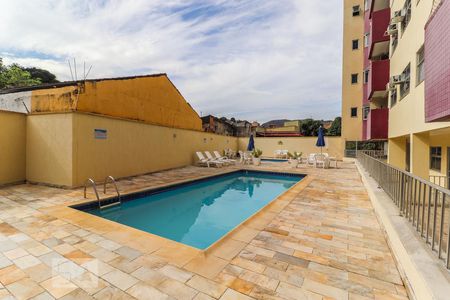 Apartamento à venda com 102m², 4 quartos e 1 vagaÁrea comum - Piscina
