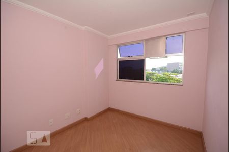 Apartamento à venda com 102m², 4 quartos e 1 vagaQuarto 1