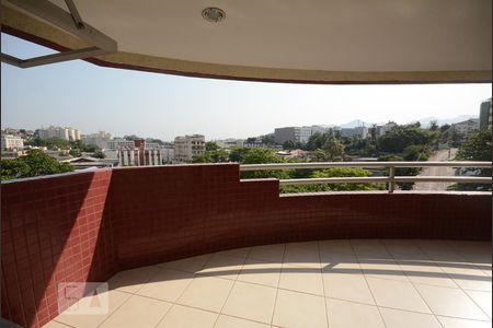 Apartamento à venda com 102m², 4 quartos e 1 vagaVista Quarto 2