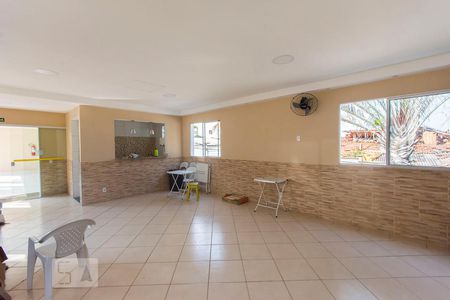 Apartamento à venda com 47m², 2 quartos e 1 vaga Apartamento à venda com 47m², 2 quartos e 1 vagaSalão de festas